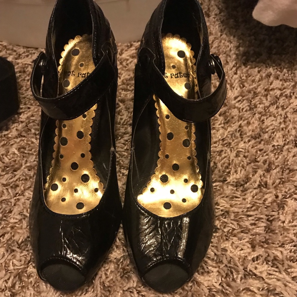 Not Rated heels